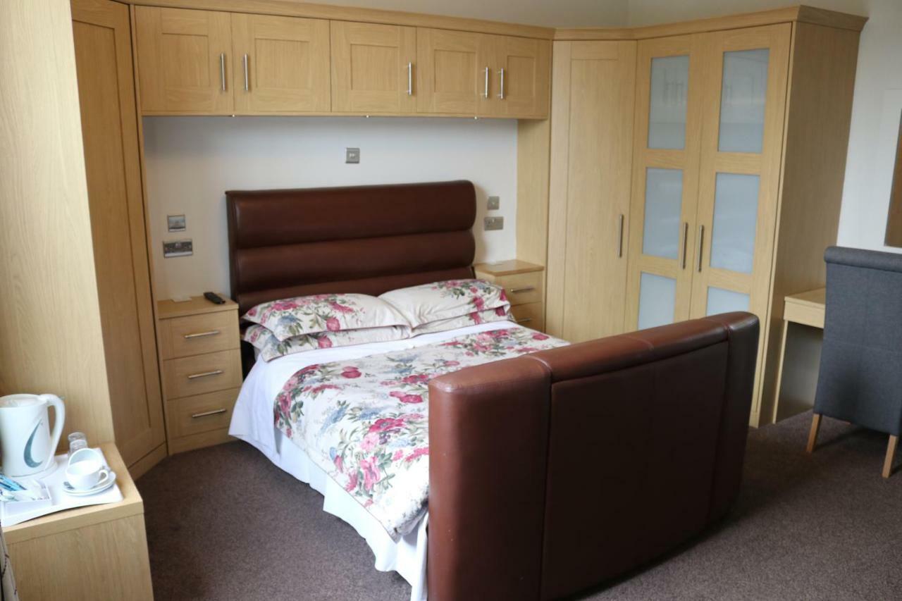 Telford House Bed & Breakfast Milton Keynes Bagian luar foto